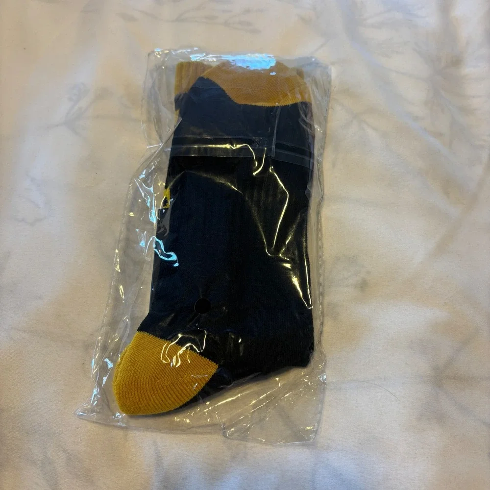Jeeters Apparel Rare Promotional Crew Socks Black & Yellow Collegiate Style NEW